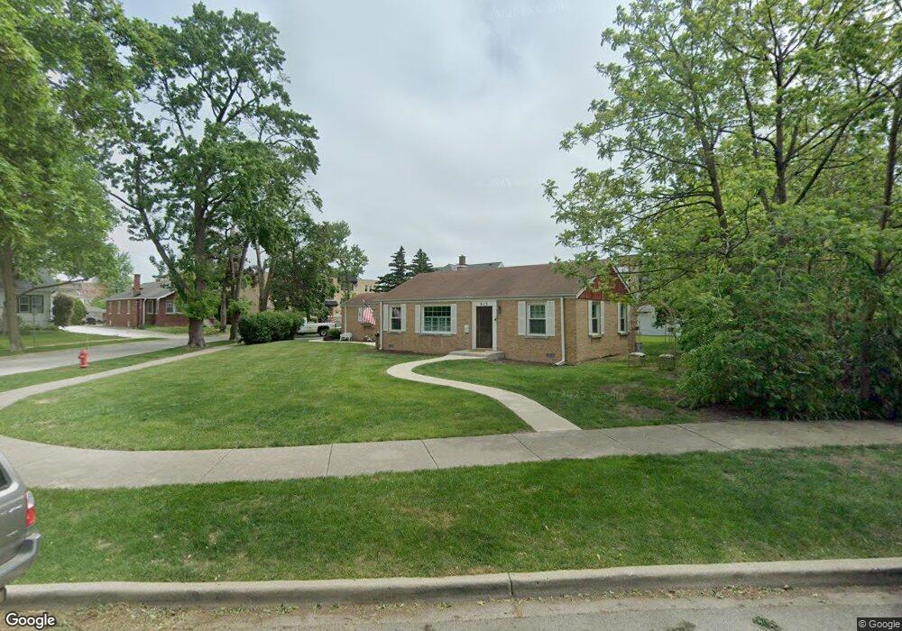 613 Laurel Ave, Des Plaines, IL 60016 - photo 1