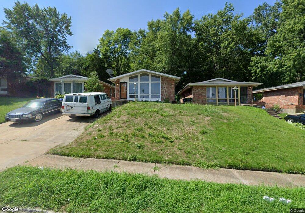 4442 Carter Ave, Saint Louis, MO 63115 - photo 1