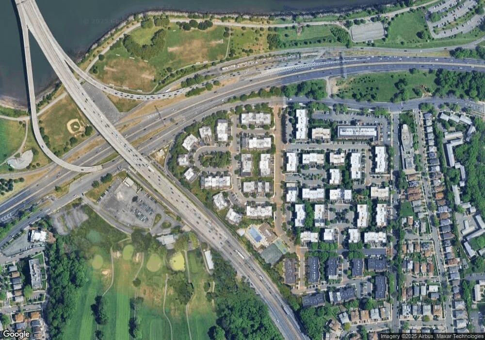 20609 Lori Dr unit 1175, Bayside, NY 11360 - photo 1