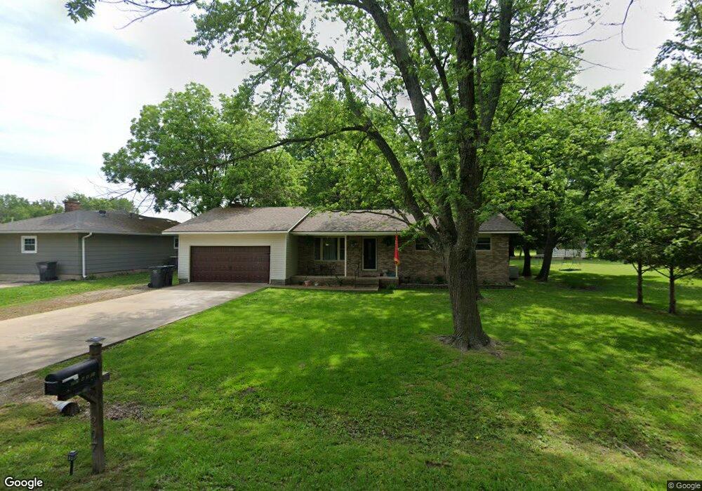 207 Wabash St, Altamont, KS 67330 - photo 1