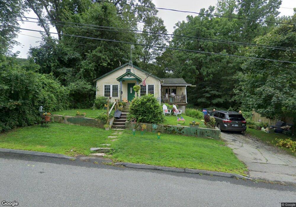 93 Lhomme St, Danielson, CT 06239 - photo 1
