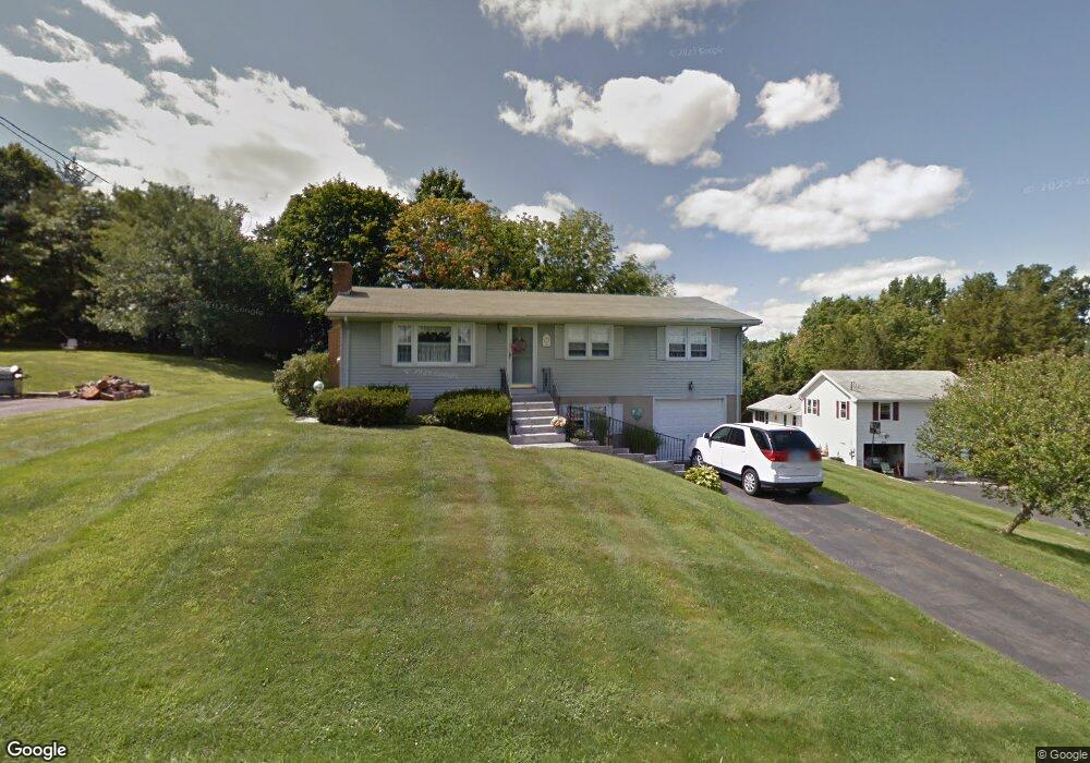 215 Dana Ln, Meriden, CT 06451 - photo 1