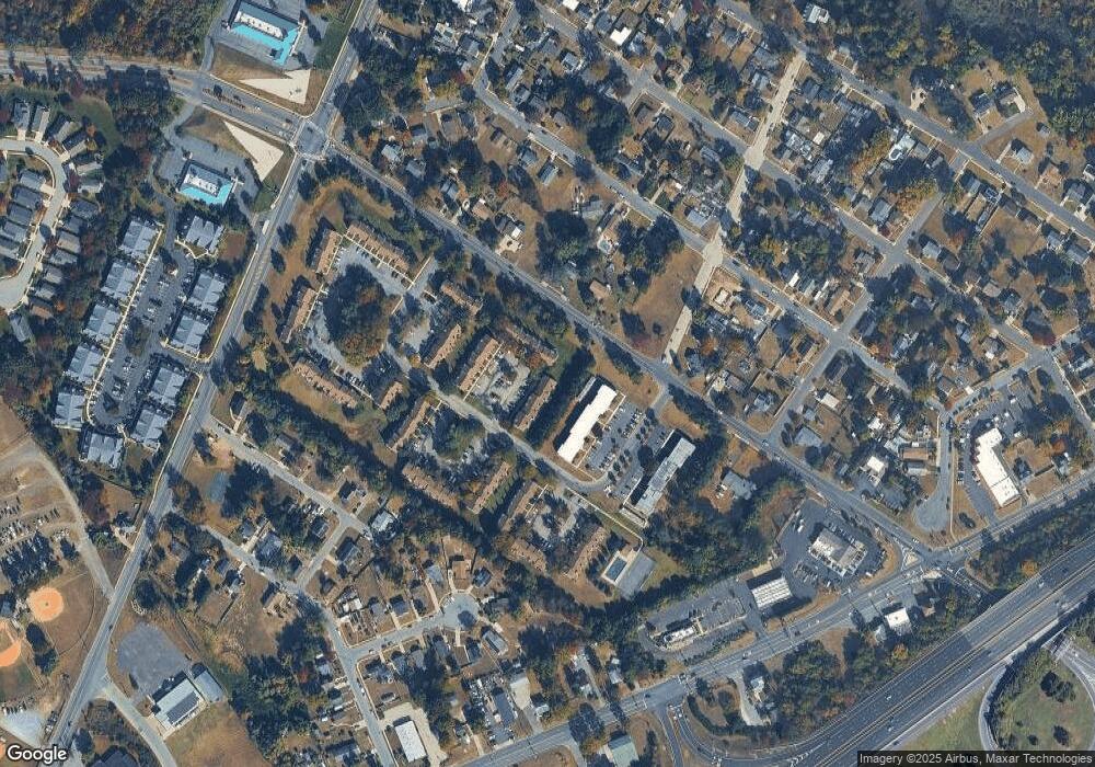 192 Douglas Ct, West Deptford, NJ 08086 - photo 1