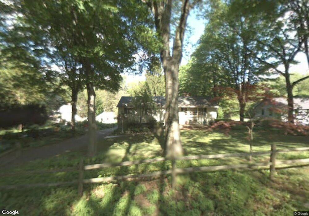 1036 Beechlawn Terrace, Orange, CT 06477 - photo 1