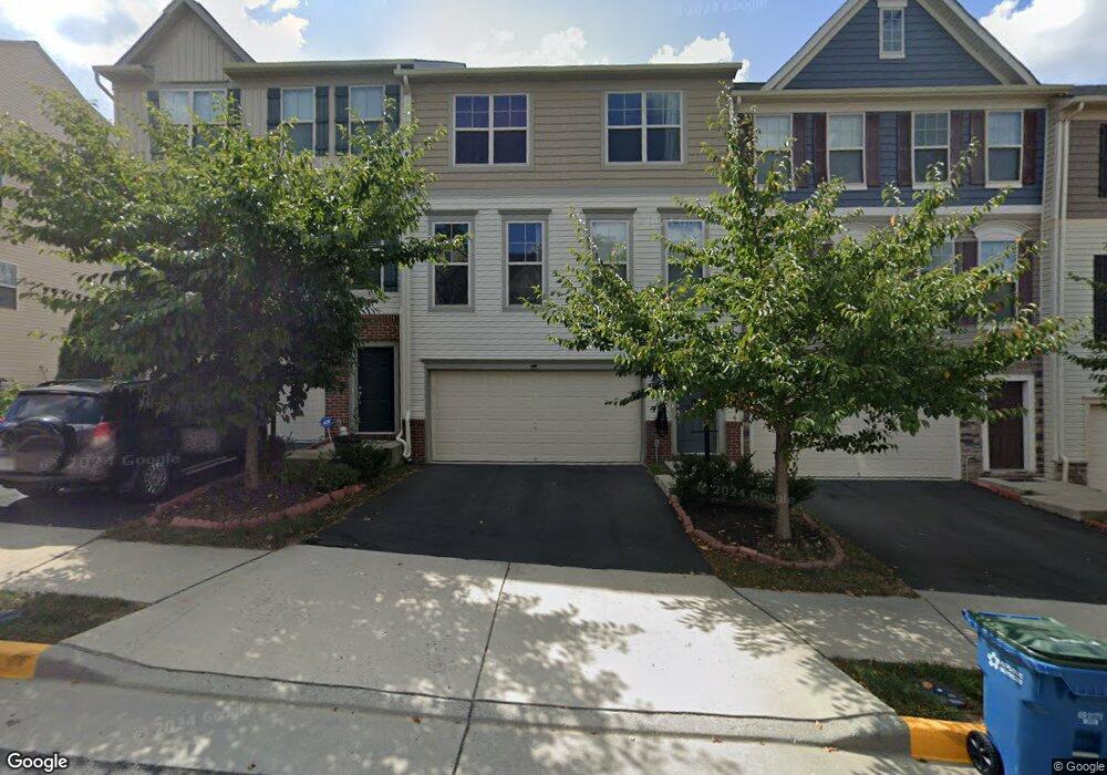 42727 Ogilvie Square, Ashburn, VA 20148 - photo 1
