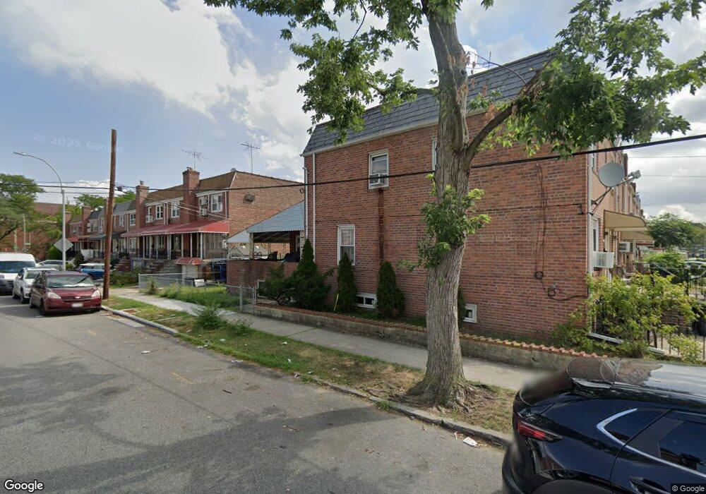 17401 69th Ave, Fresh Meadows, NY 11365 - photo 1