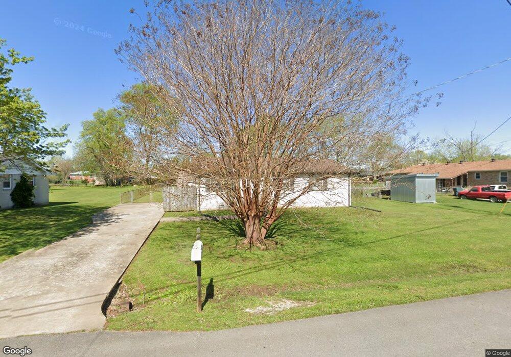 710 Kent Dr, Lebanon, TN 37087 - photo 1