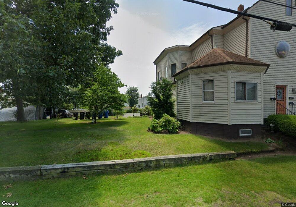 72 Beckwith St, Cranston, RI 02910 - photo 1