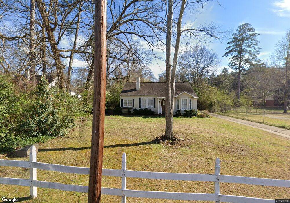 609 Winzor Ave, Lagrange, GA 30240 - photo 1