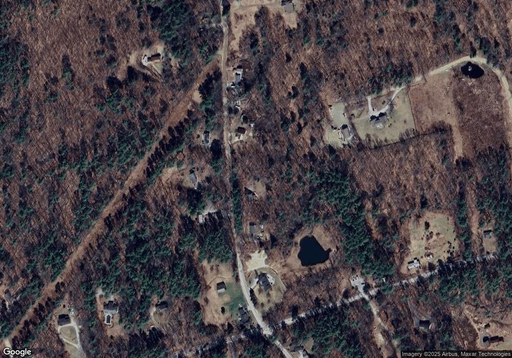 992 Clement Hill Rd, Contoocook, NH 03229 - photo 1