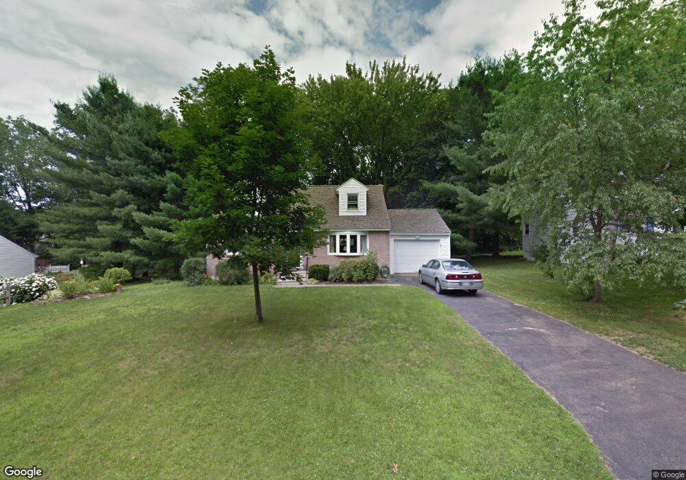 4 Friar Tuck Rd, Albany, NY 12203 - photo 1