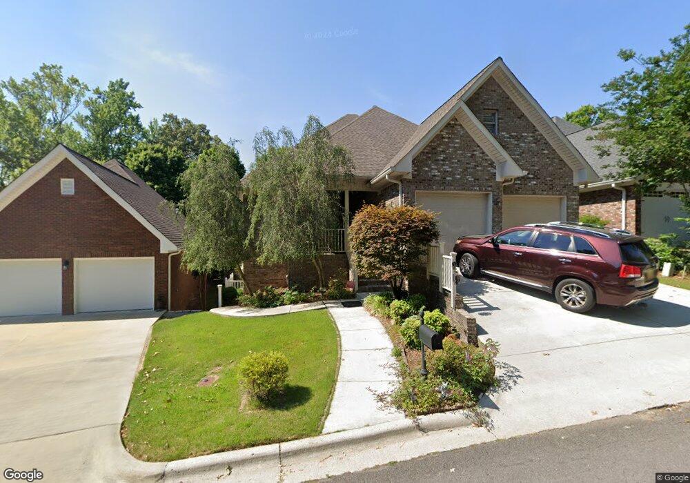 1703 Wellington Cir, Cullman, AL 35055 - photo 1