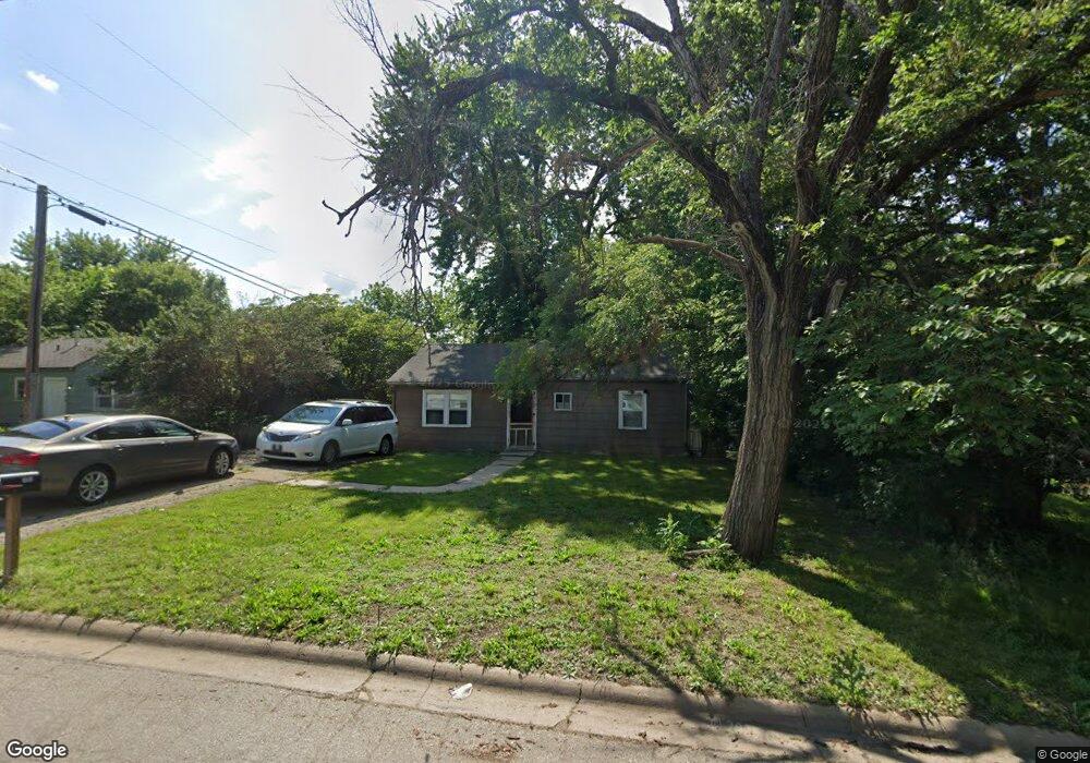 3505 SE Bryant St, Topeka, KS 66605 - photo 1