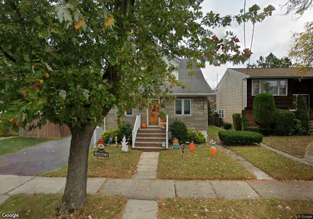 86 Bismark Ave, Valley Stream, NY 11581 - photo 1