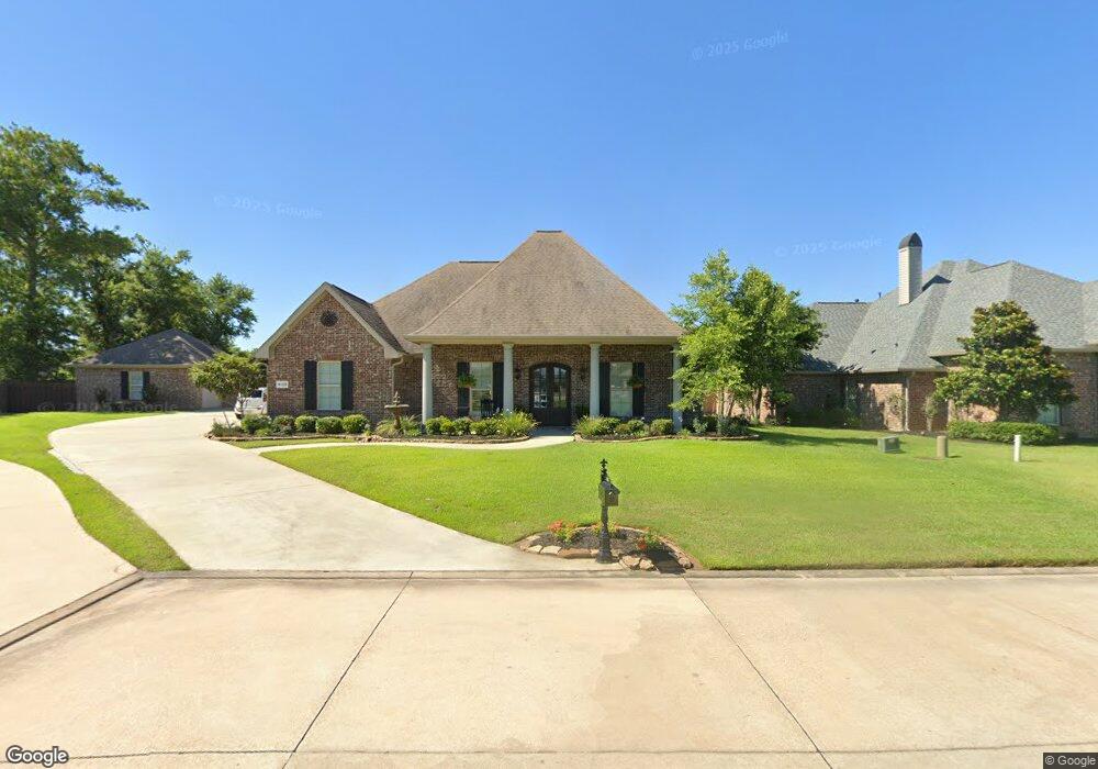 1038 N Worthington Dr, Lake Charles, LA 70605 - photo 1