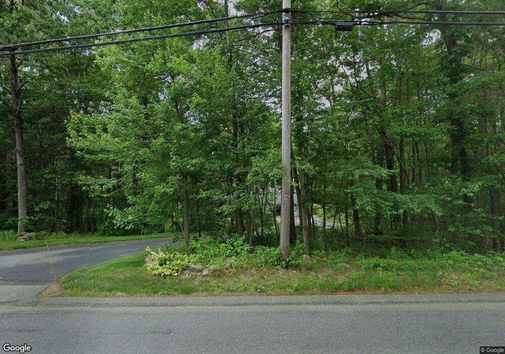 112 Hardy Rd, Londonderry, NH 03053 - photo 1