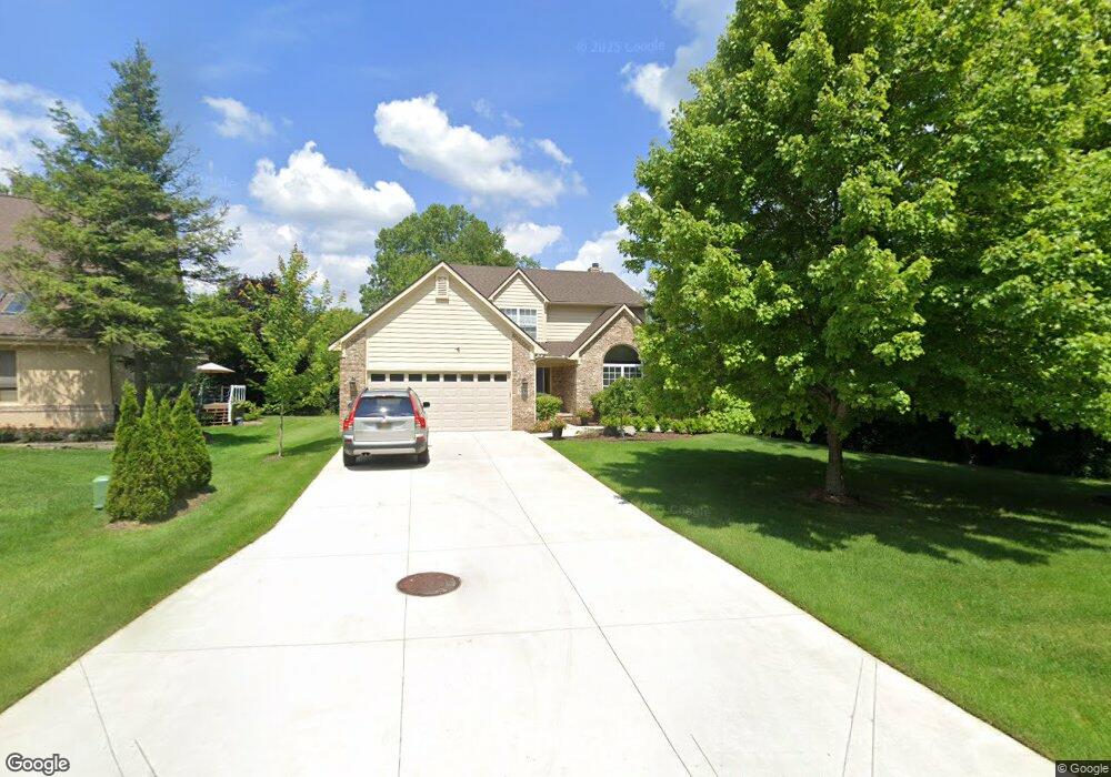 5859 Three Ponds Ct, West Bloomfield, MI 48324 - photo 1