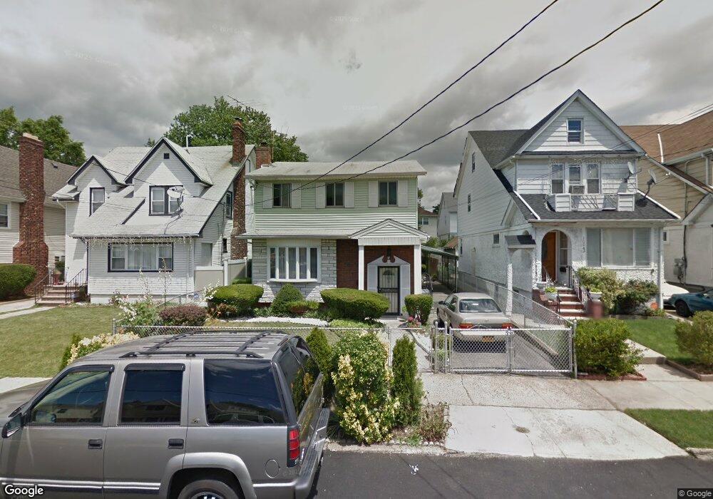 10039 203rd St, Hollis, NY 11423 - photo 1