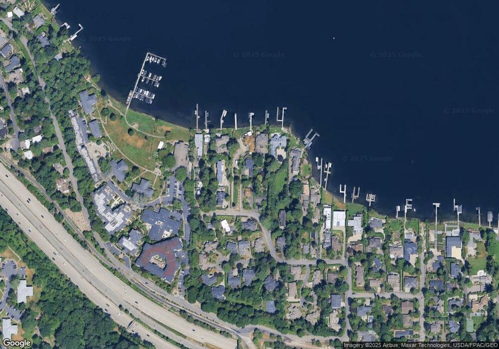 9228 SE 33rd St, Mercer Island, WA 98040 - photo 1