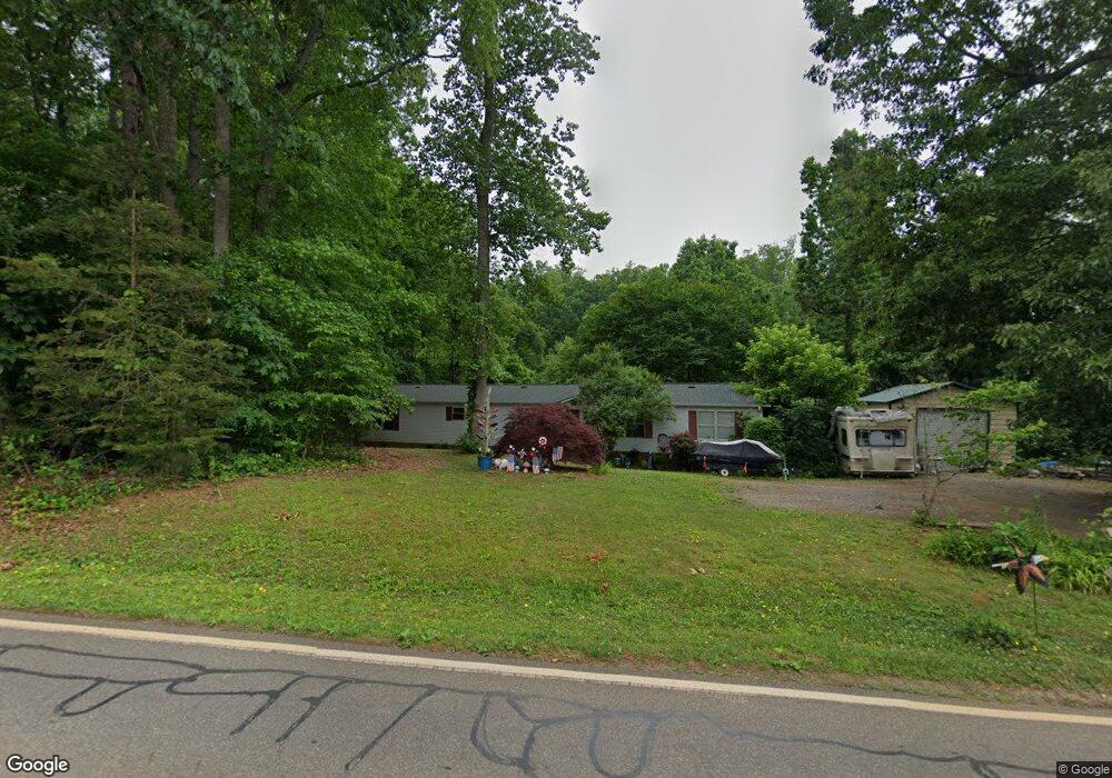 496 S Greenbriar Rd, Statesville, NC 28625 - photo 1