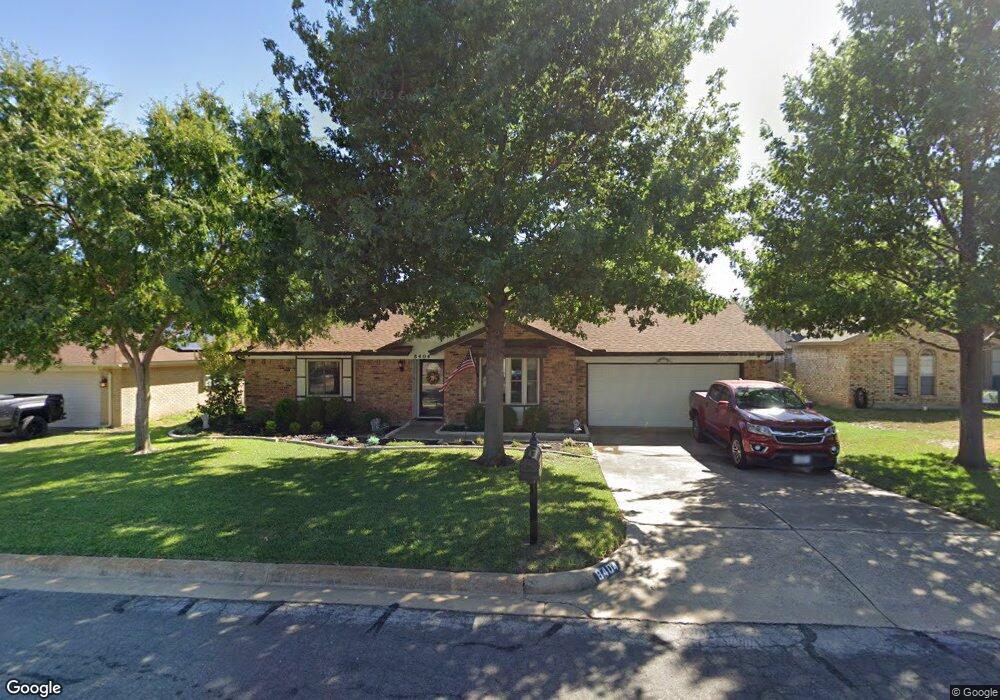 8404 Randy Dr, North Richland Hills, TX 76182 - photo 1