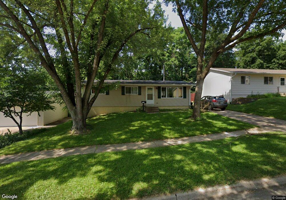 4024 13th Ave SE, Cedar Rapids, IA 52403 - photo 1