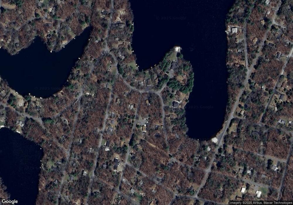 119 E Lake Dr, Dingmans Fry, PA 18328 - photo 1