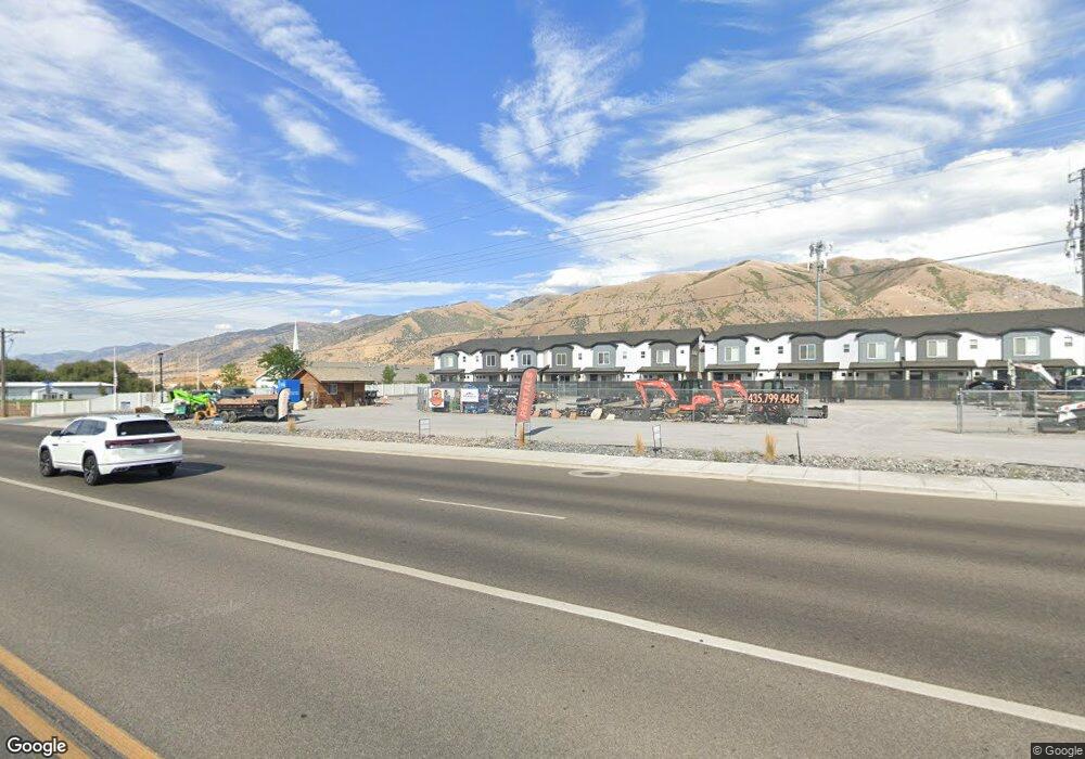 847 E 275 N unit 847, Hyrum, UT 84319 - photo 1