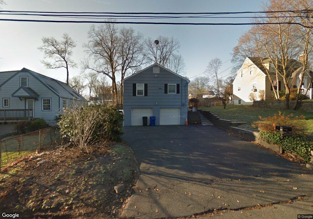 4 Yale St unit 1, Norwalk, CT 06851 - photo 1