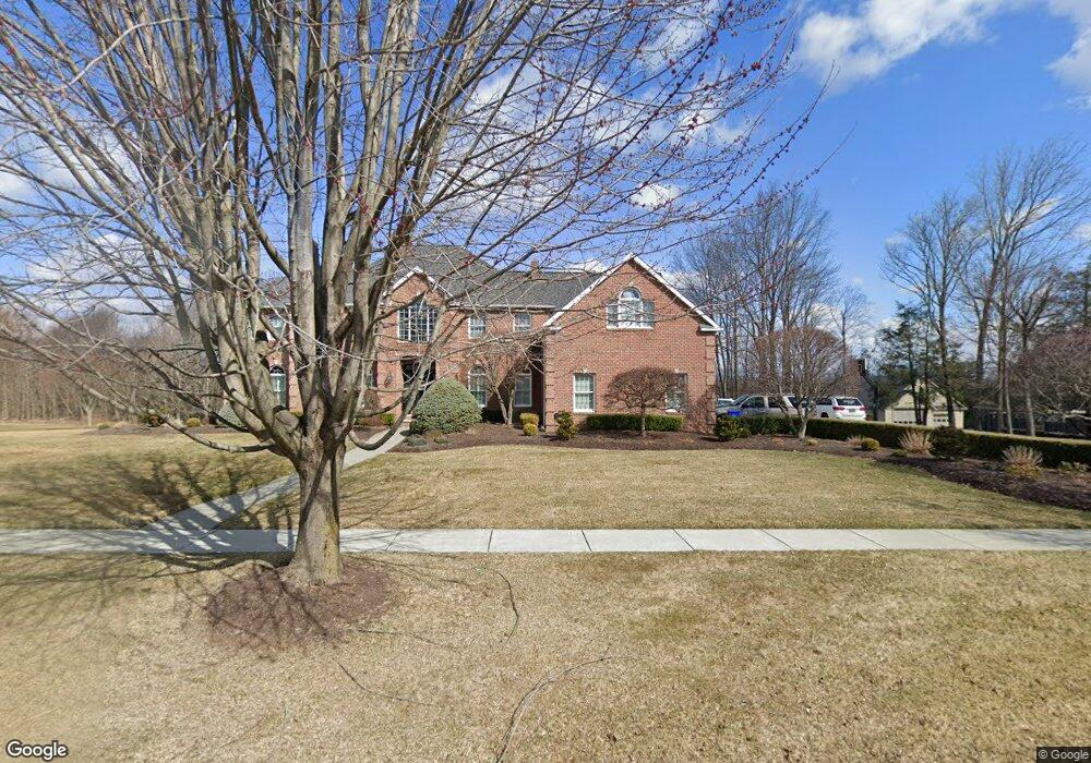 900 Parkview Rd, Moscow, PA 18444 - photo 1