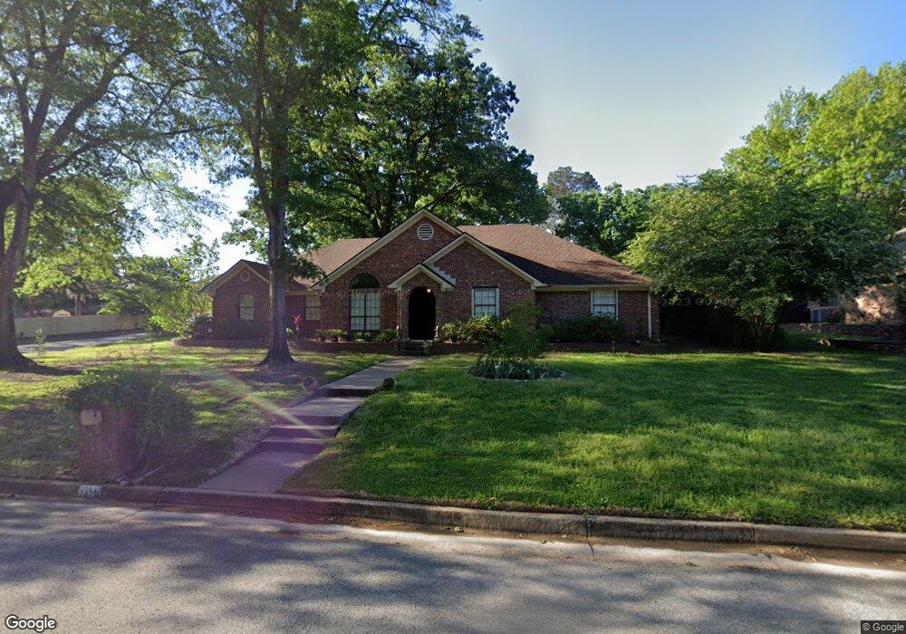 1423 Luann Ln, Tyler, TX 75703 - photo 1