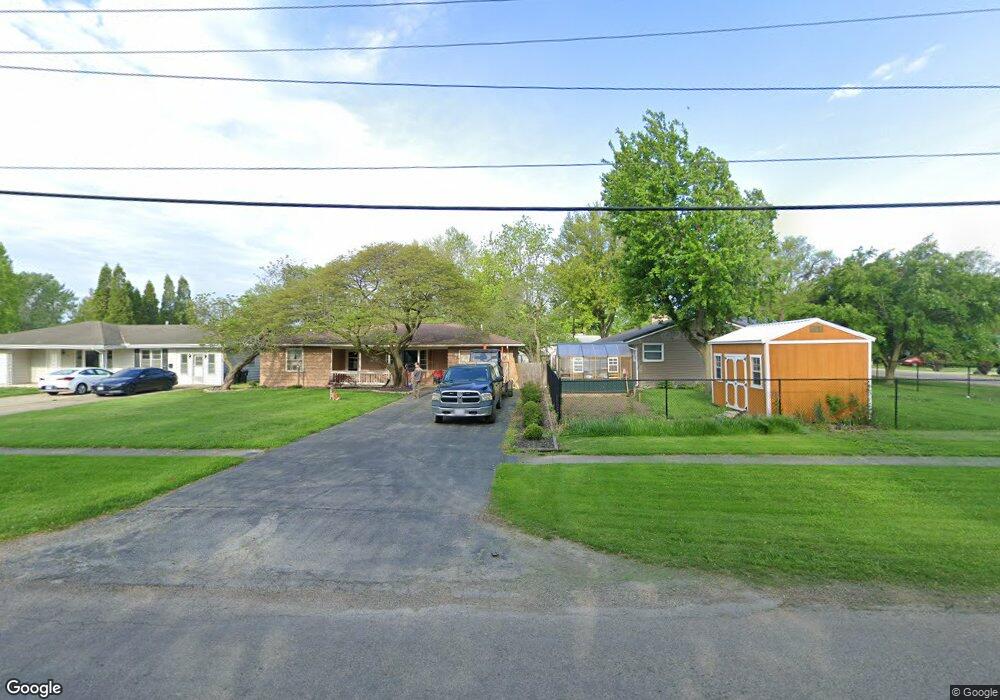 721 S 30th St, Mattoon, IL 61938 - photo 1