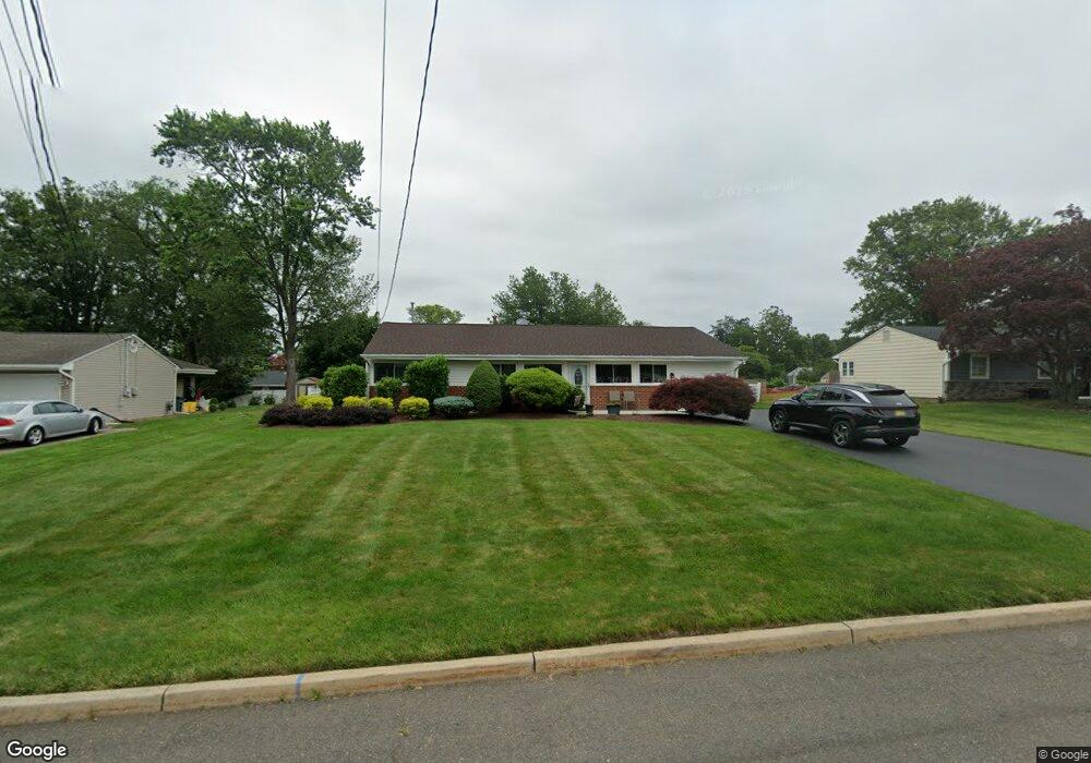 23 Pelham Rd, Kendall Park, NJ 08824 - photo 1