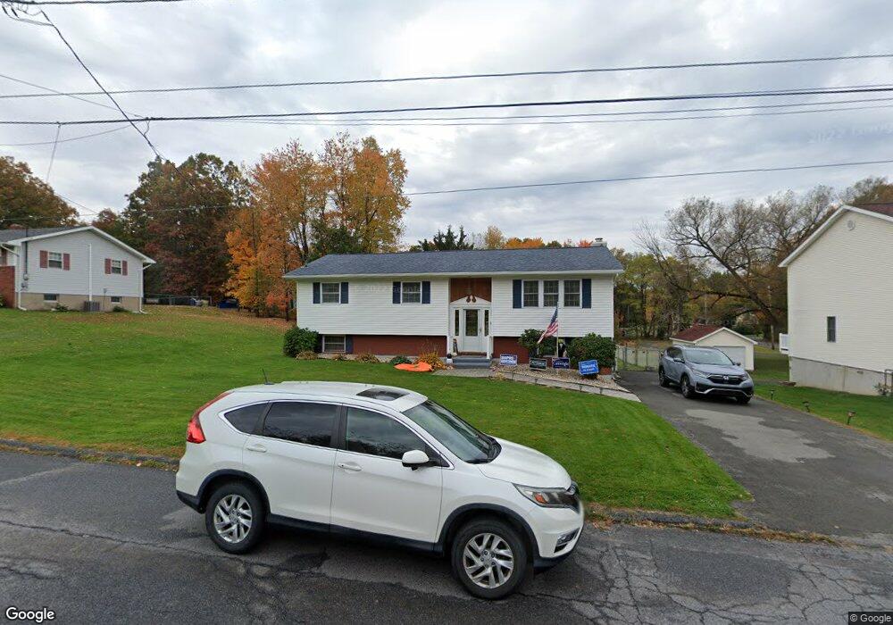 903 E Scott St, Olyphant, PA 18447 - photo 1