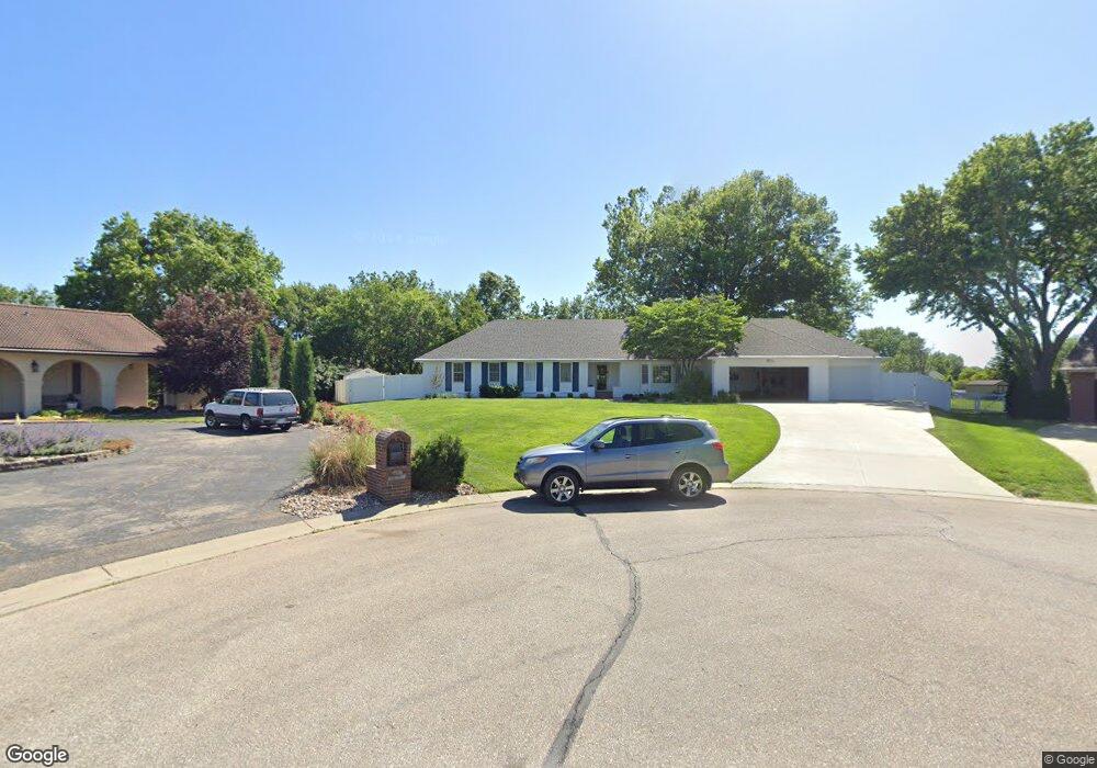 6853 SW Dunstan Ct, Topeka, KS 66610 - photo 1