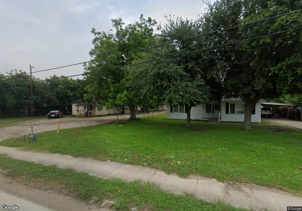 2902 Parker Rd, Houston, TX 77093 - photo 1