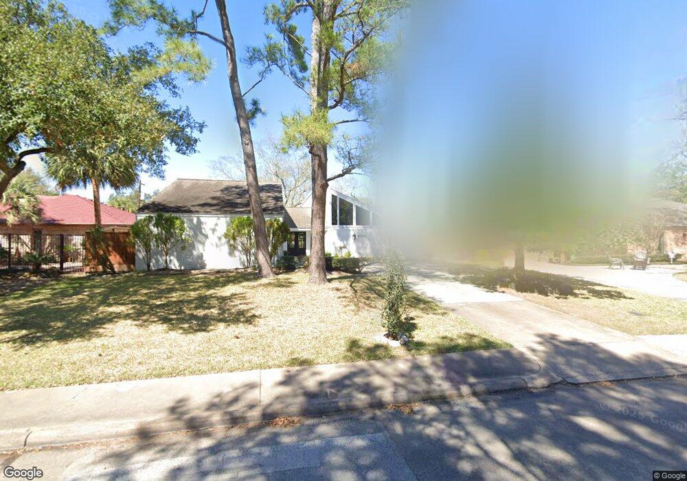 10310 Sugar Hill Dr, Houston, TX 77042 - photo 1