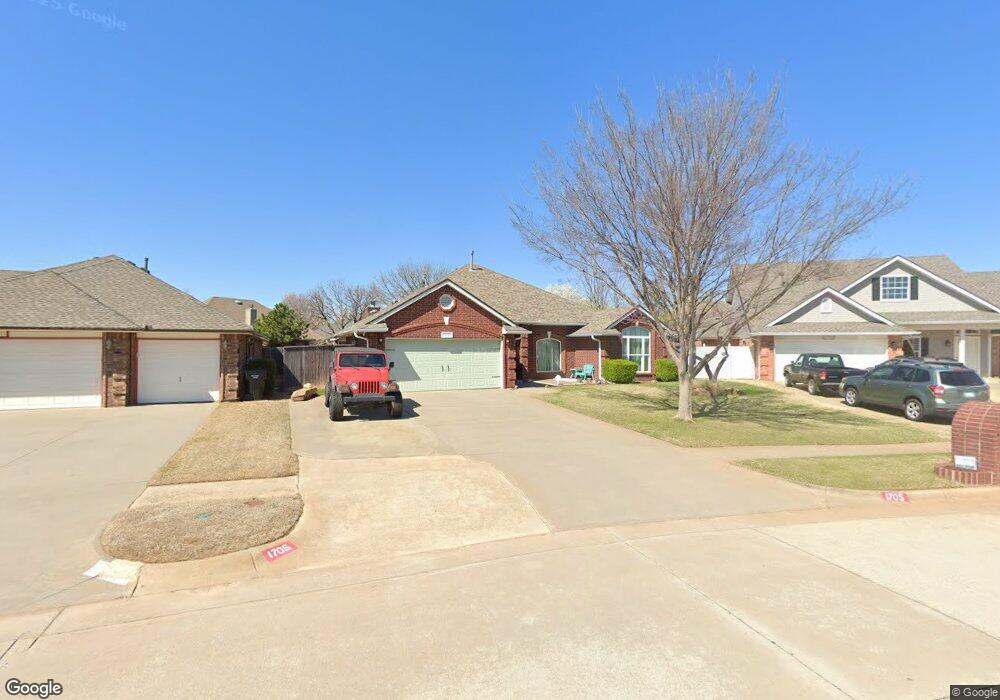 1705 SE 2nd St, Moore, OK 73160 - photo 1