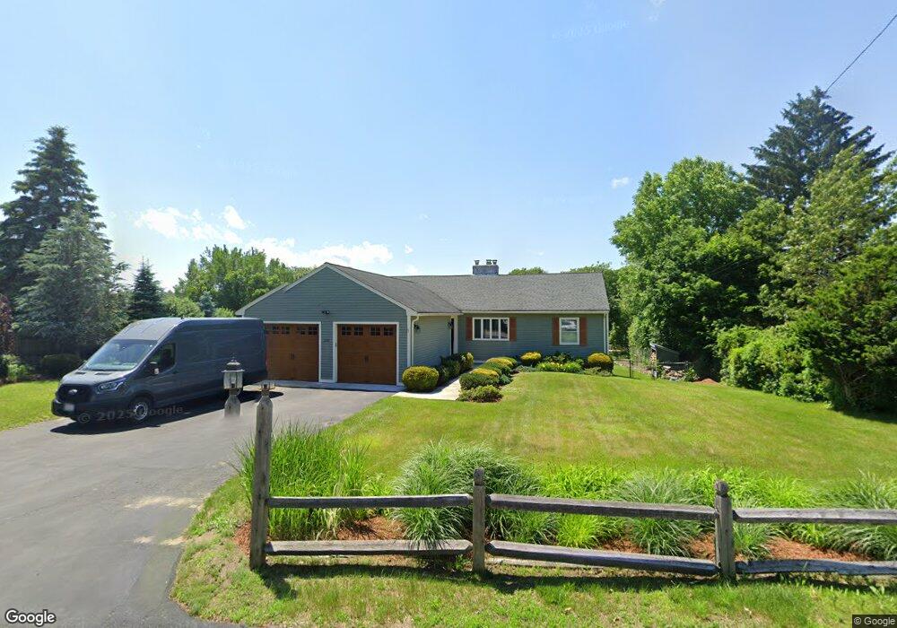 1224 Hildreth St, Dracut, MA 01826 - photo 1