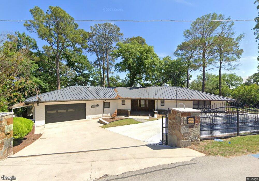 12400 Lake Forest Dr, Azle, TX 76020 - photo 1