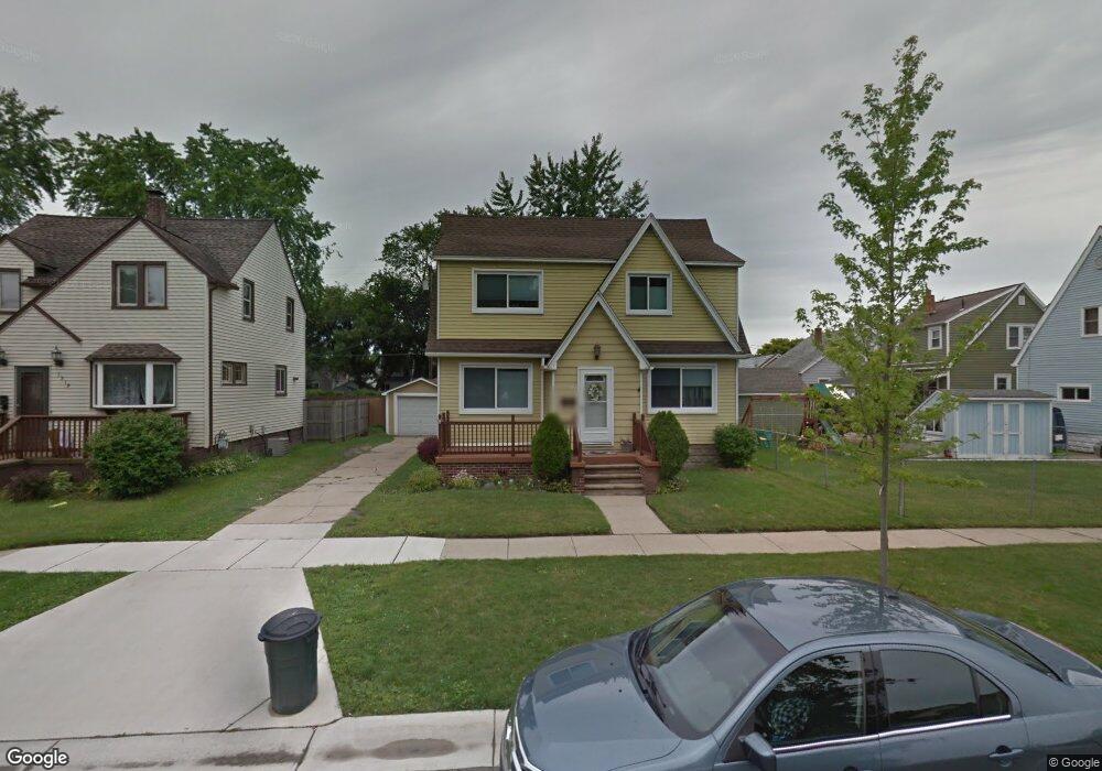 1313 19th St, Port Huron, MI 48060 - photo 1