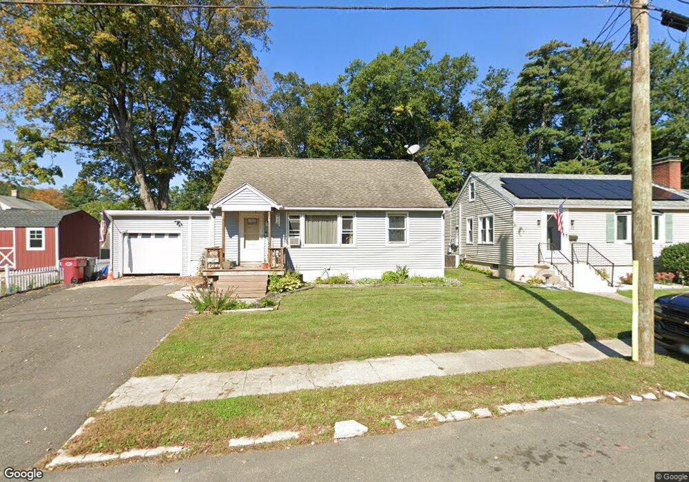 46 Beardsley Ave, Naugatuck, CT 06770 - photo 1