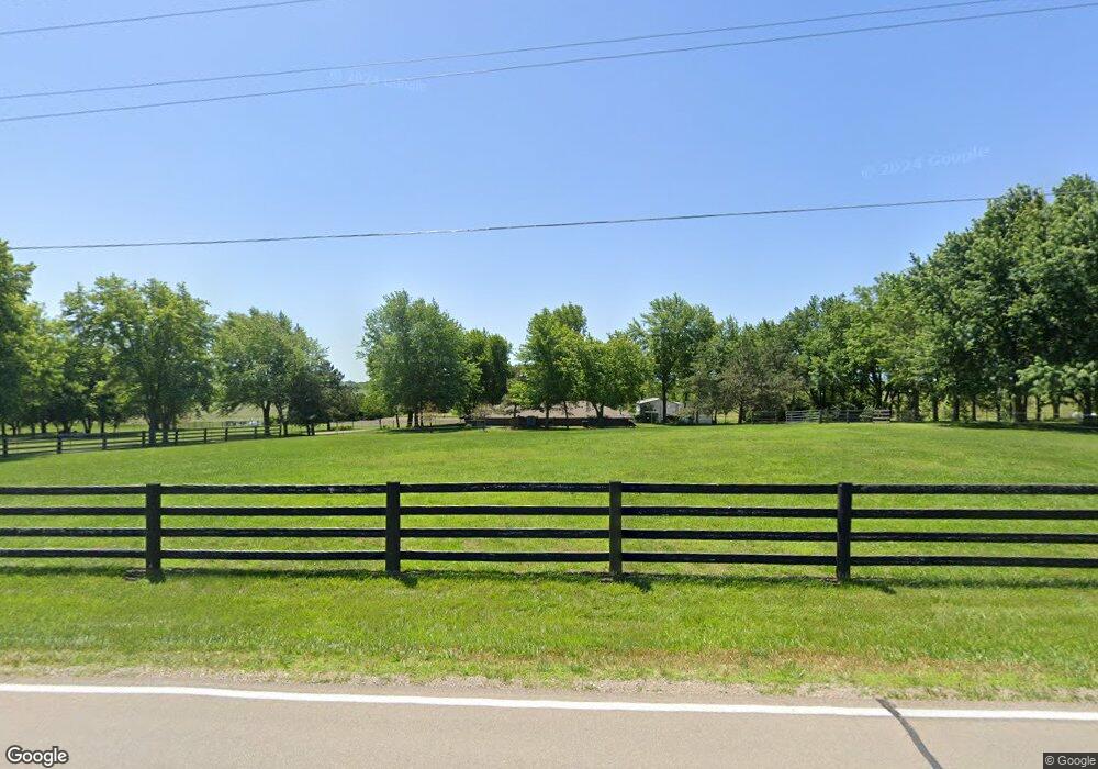 8735 SW 45th St, Topeka, KS 66610 - photo 1