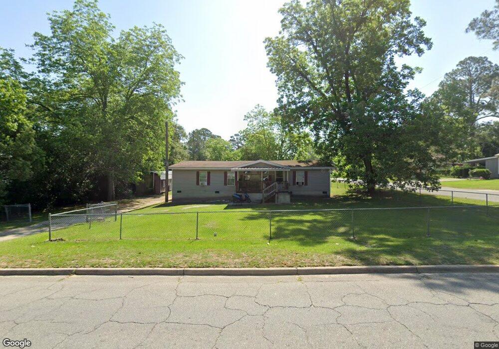 923 10th St SE, Moultrie, GA 31768 - photo 1