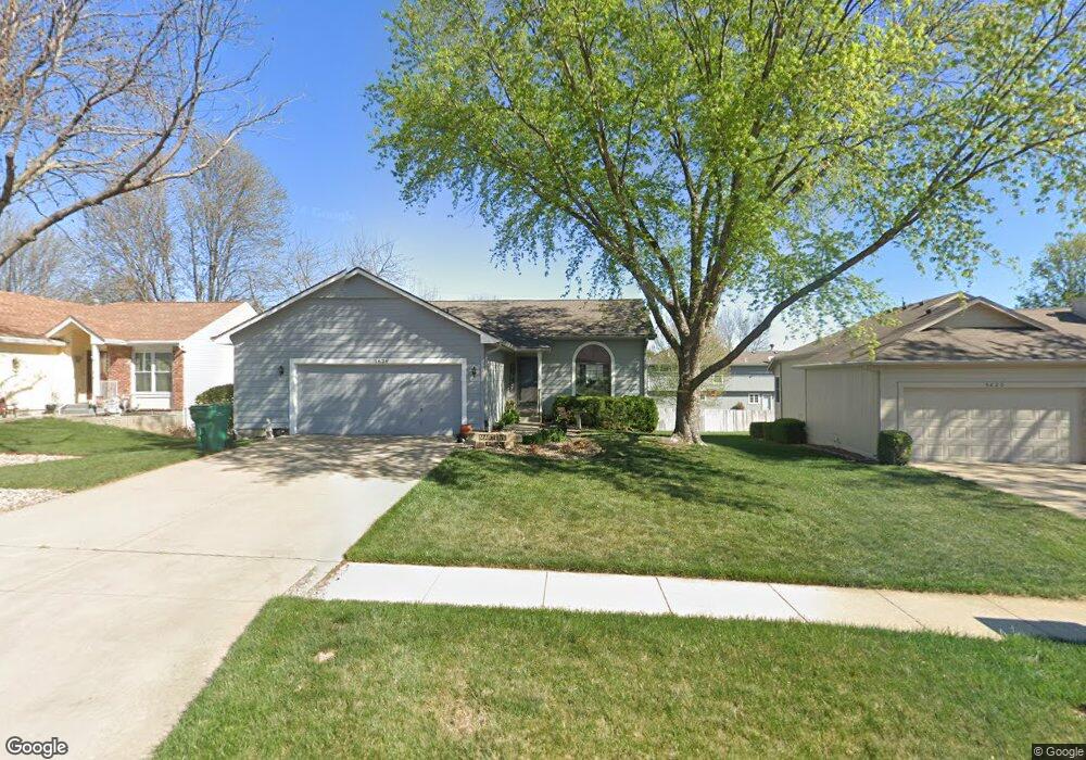 5624 SW 35th St, Topeka, KS 66614 - photo 1