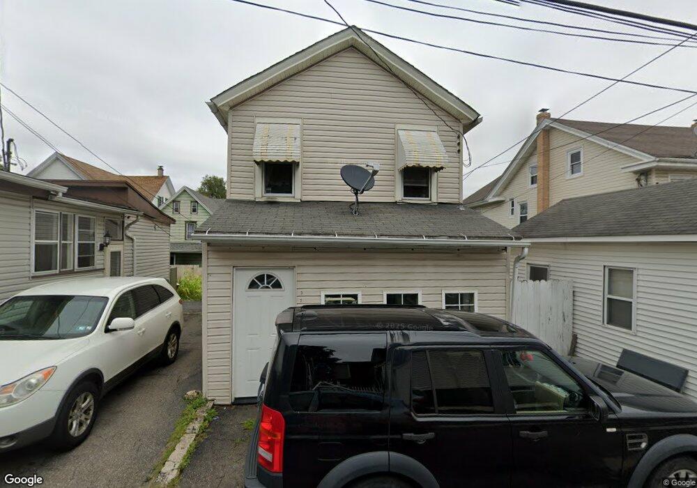 333 E Cranberry Ave, Hazleton, PA 18201 - photo 1