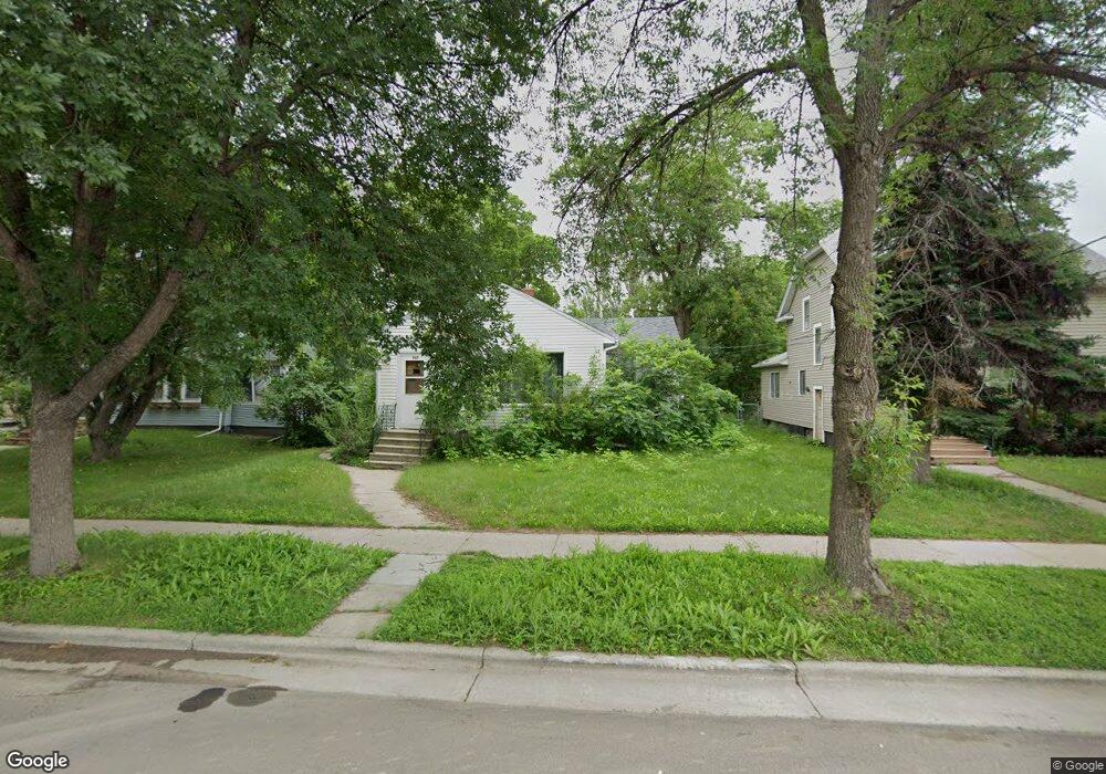 1137 12th St N, Fargo, ND 58102 - photo 1