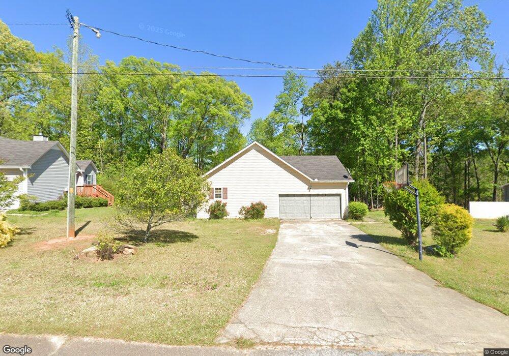 135 Mccoy Dr, Carrollton, GA 30116 - photo 1