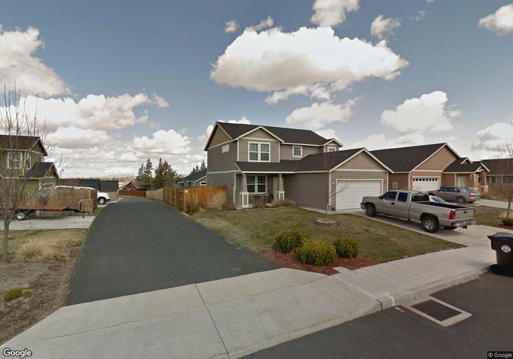 3443 SW Evergreen Ave, Redmond, OR 97756 - photo 1