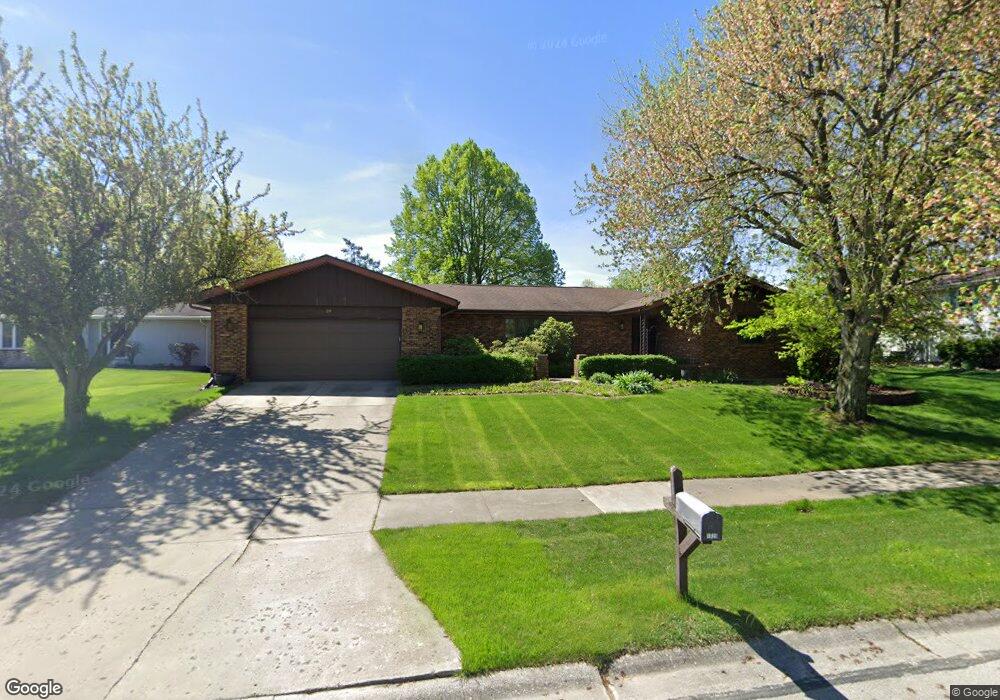 1029 Greenbriar Ct, Crown Point, IN 46307 - photo 1